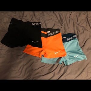 3 PAIRS OF NIKE PROS